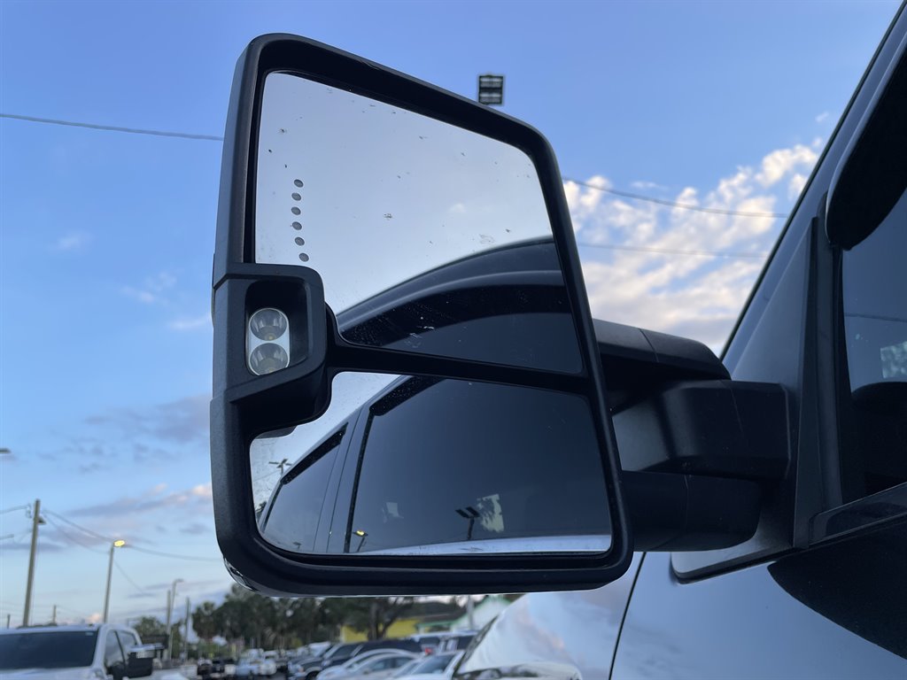 2017 Chevrolet Silverado 3500HD High Country - Photo 35