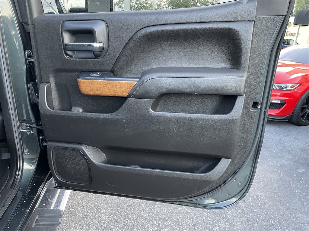 2017 Chevrolet Silverado 3500HD High Country - Photo 39
