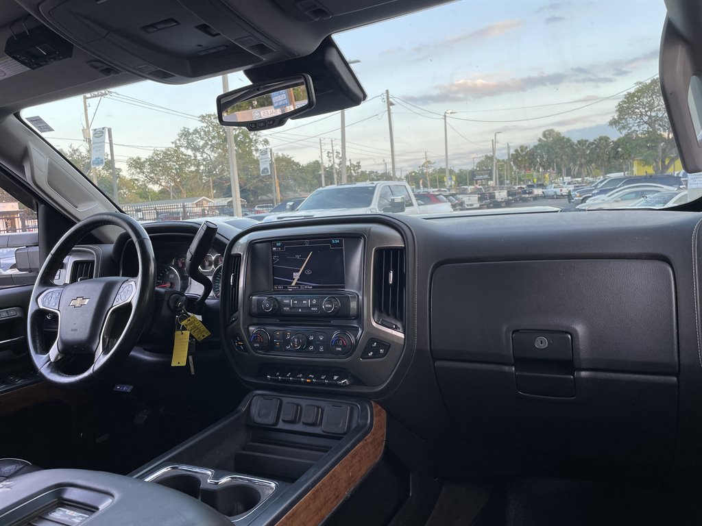 2017 Chevrolet Silverado 3500HD High Country - Photo 16