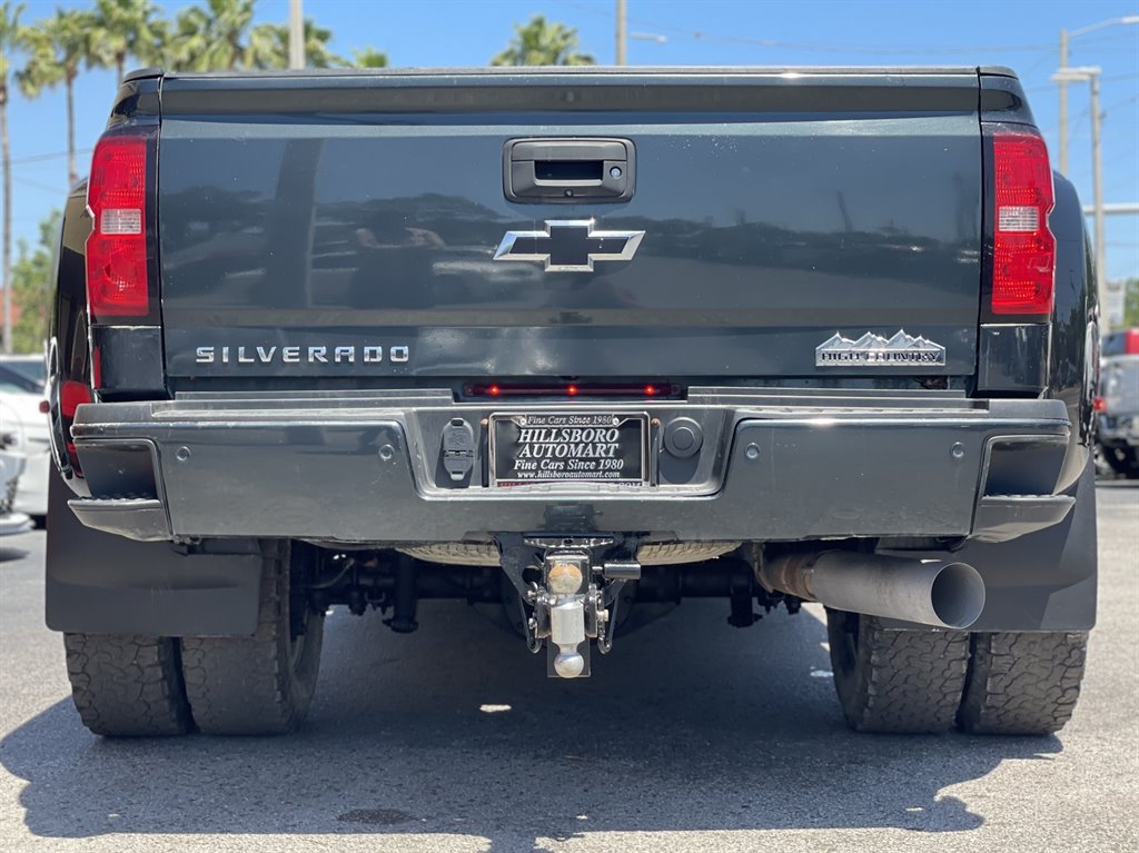 2017 Chevrolet Silverado 3500HD High Country - Photo 10