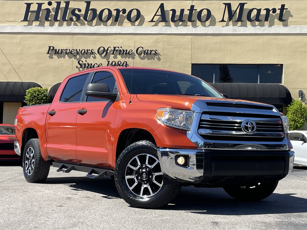 2016 Toyota Tundra SR5's photo