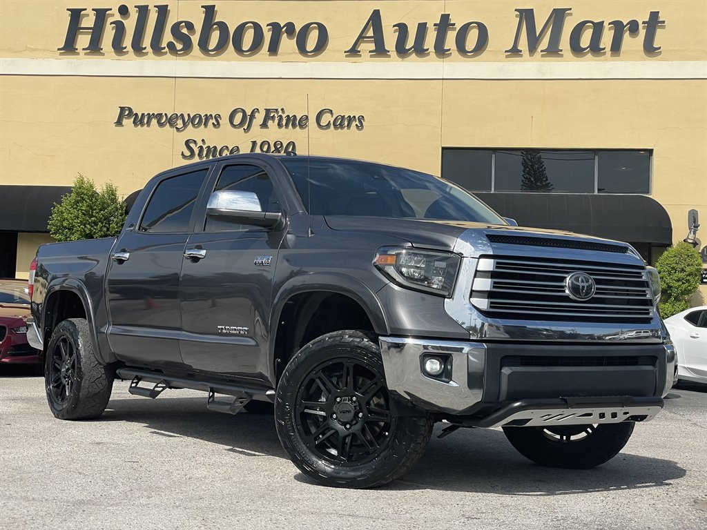 2019 Toyota Tundra Limited's photo