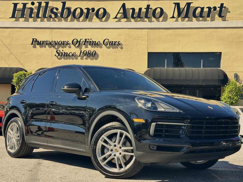 2020 Porsche Cayenne Base's photo