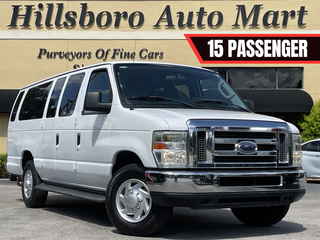 2011 Ford E-Series Econoline Wagon XLT's photo