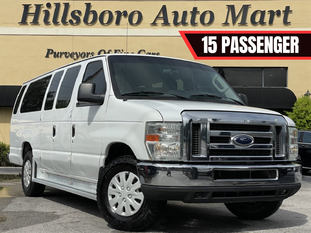 2012 Ford E-Series Econoline Wagon XL