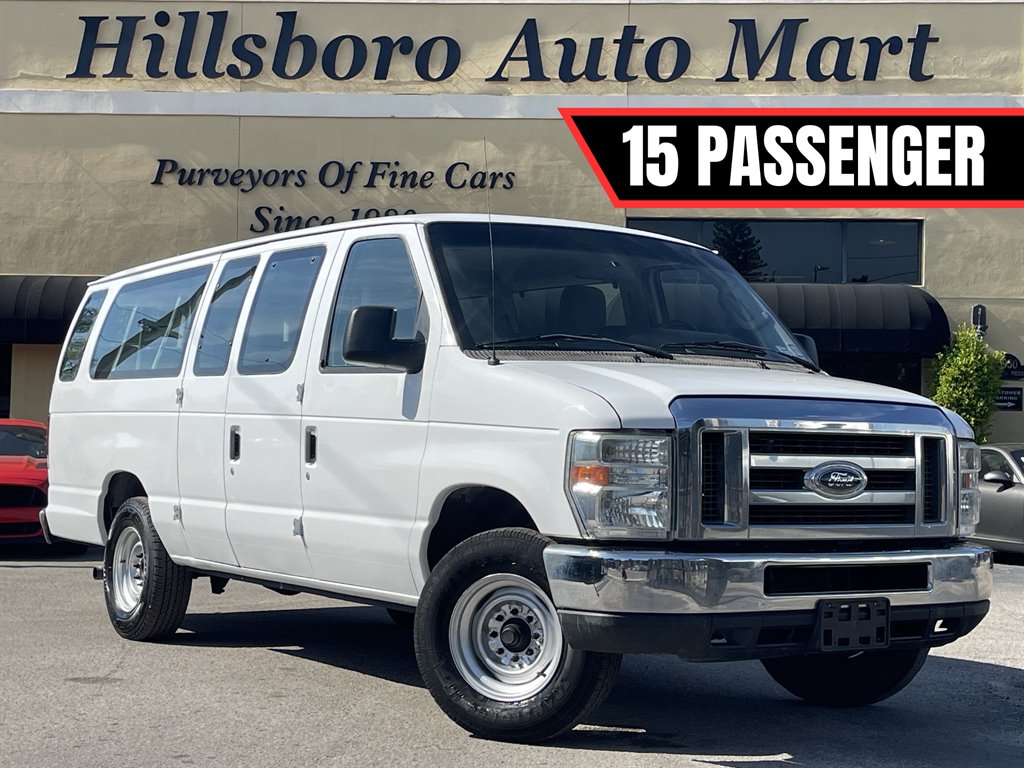 2011 Ford E-Series Econoline Wagon XLT