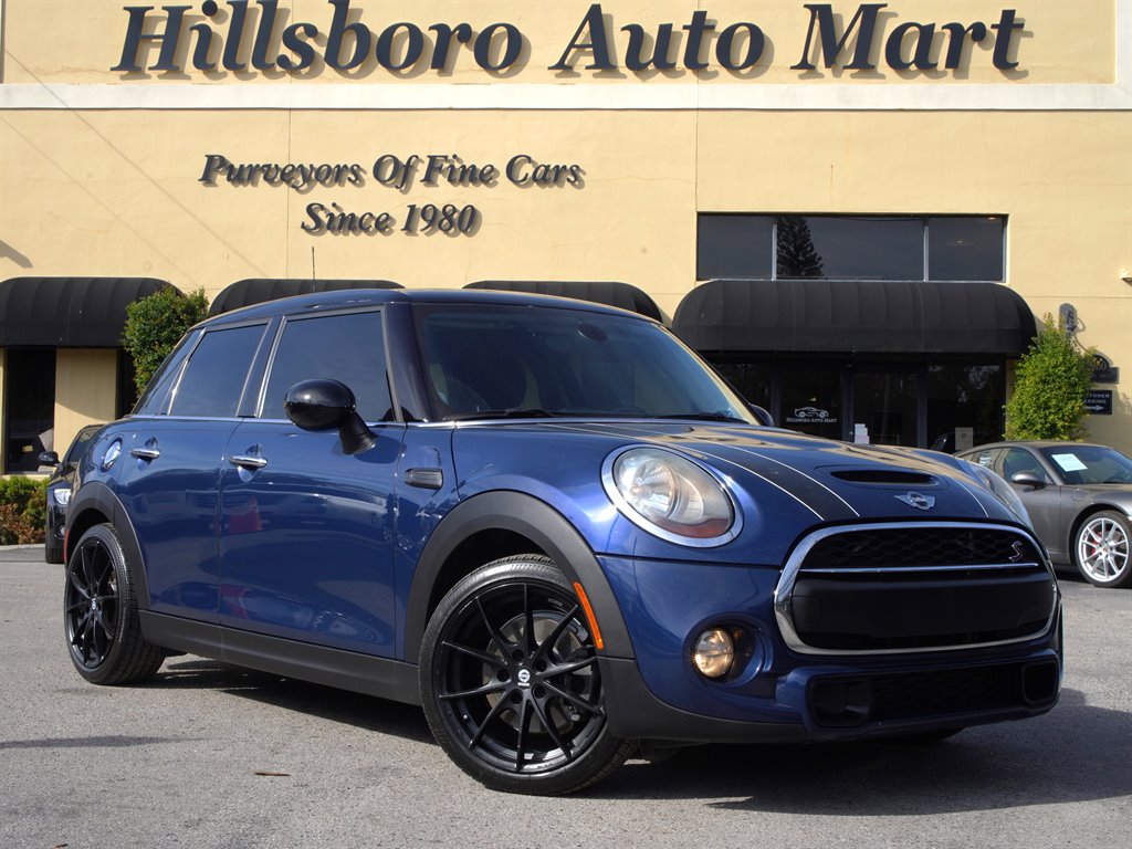 2016 MINI Cooper S's photo