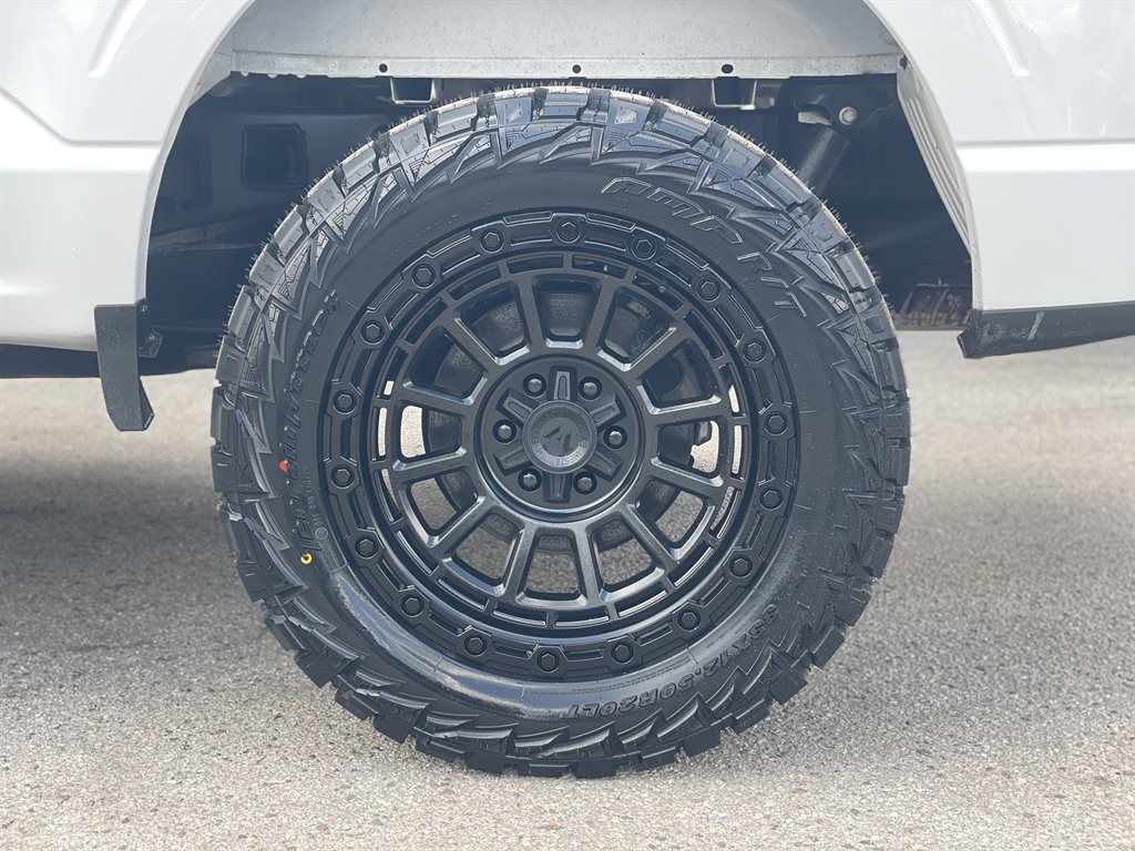 2022 Ford F-150 XL - Photo 41